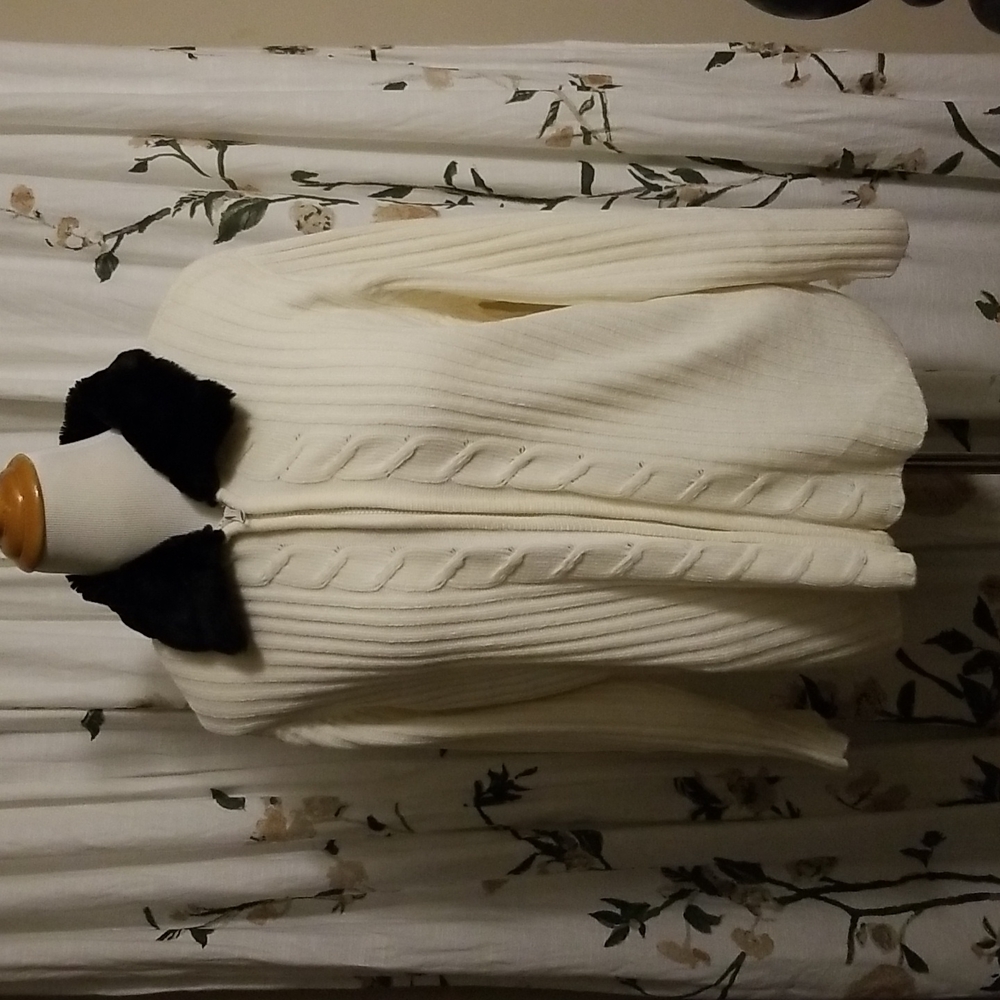 Designers Originals Cream zip front sweater with "fur" collar